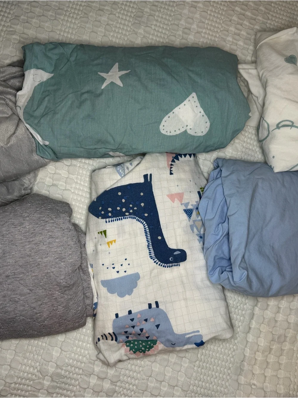 Baby crib sheets set of 6 itens for $35